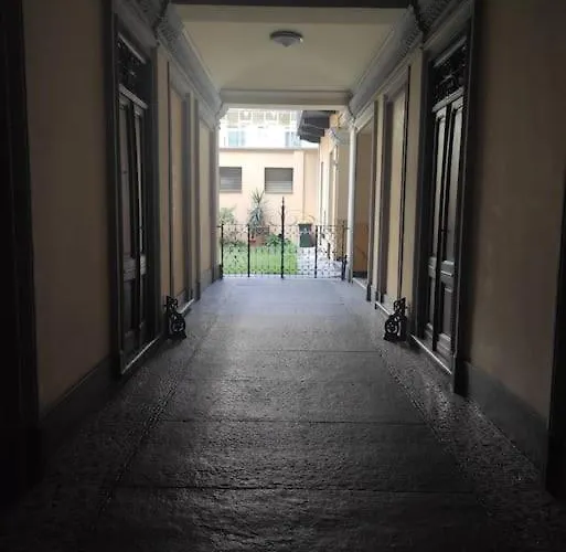 In Centro A - Zio Nanni 47 * Turín
